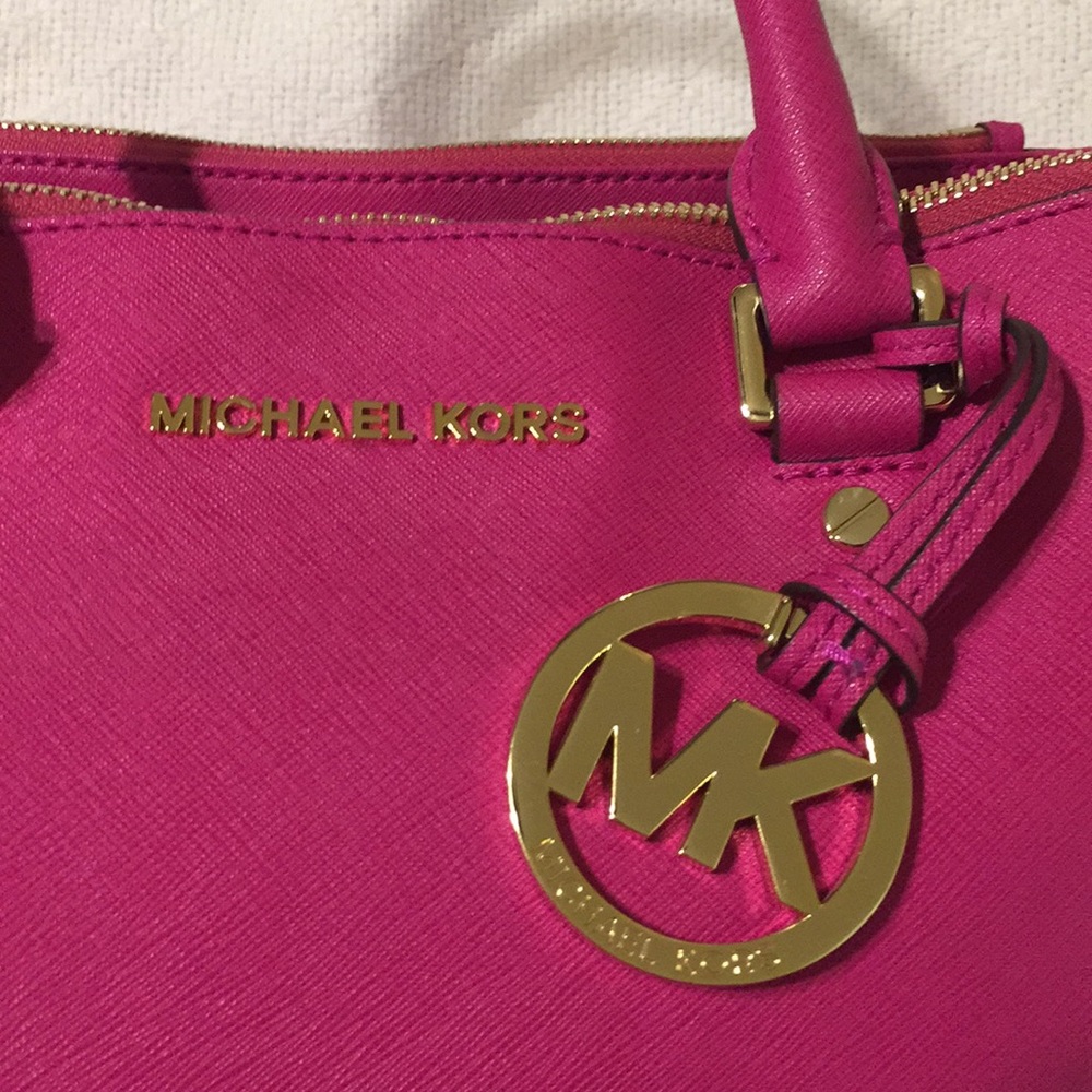 Michael Kors Medium Sutton Satchel